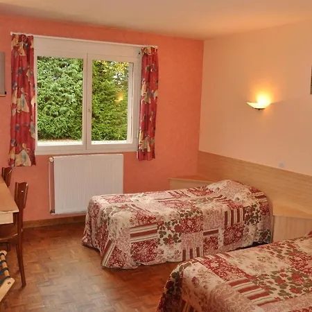 De Courteilles 4* Montreuil-l'Argille